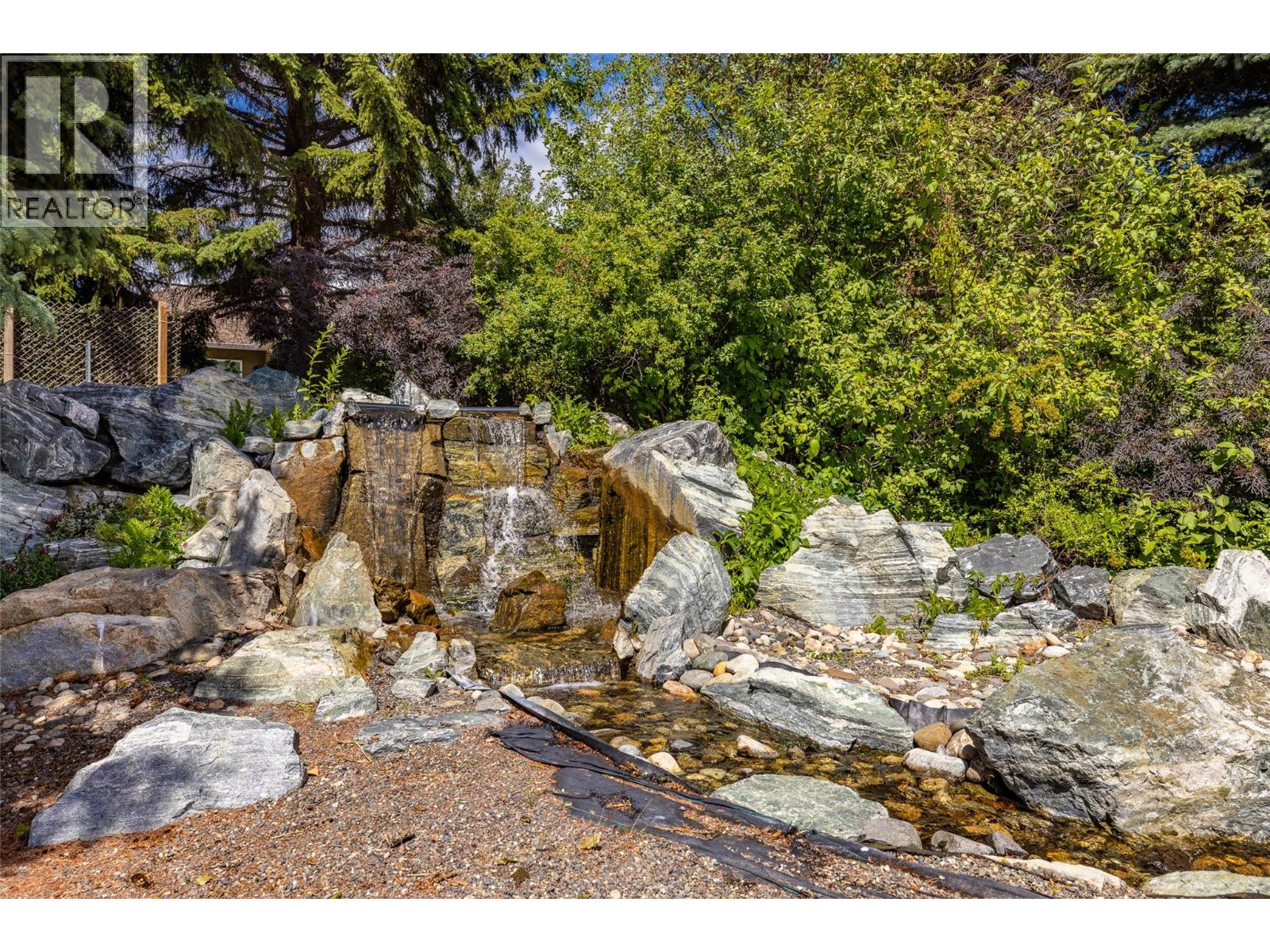 #91 2210 LOUIE Drive - 31