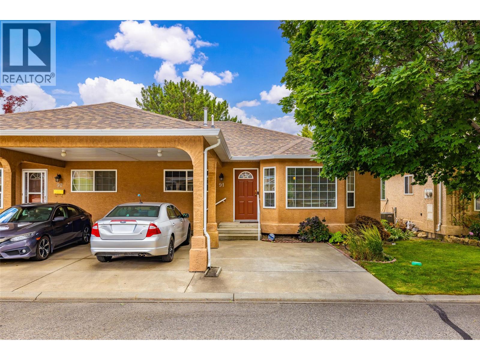 #91 2210 LOUIE Drive - 33