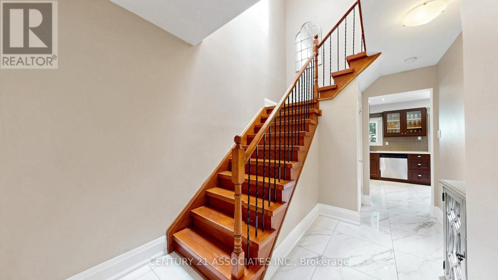 80 STEPHENSEN COURT - 14