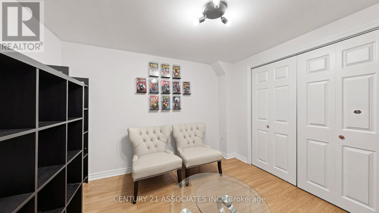 80 STEPHENSEN COURT - 33