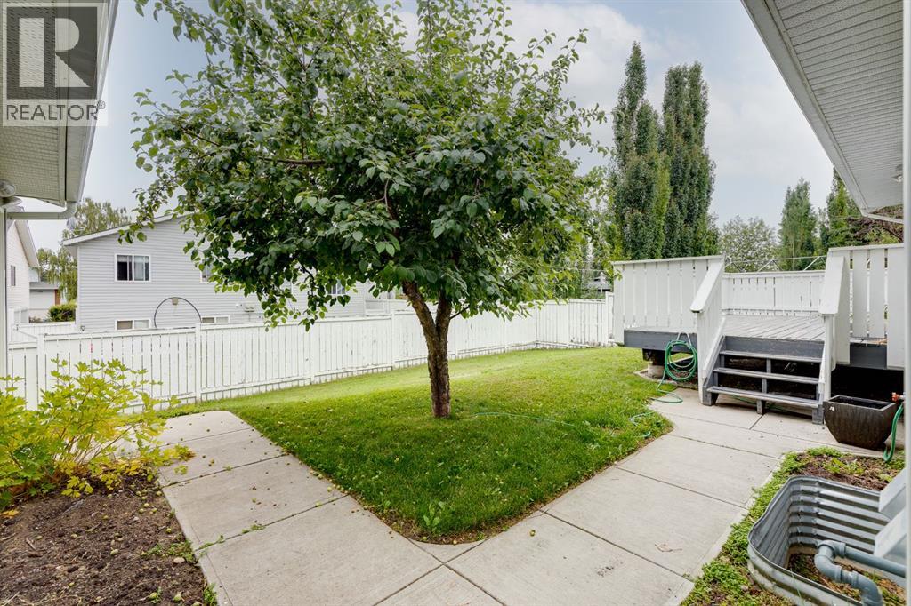 1521 Mary Place - 31