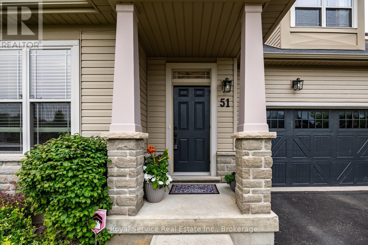 51 GREENAWAY CIRCLE - 2
