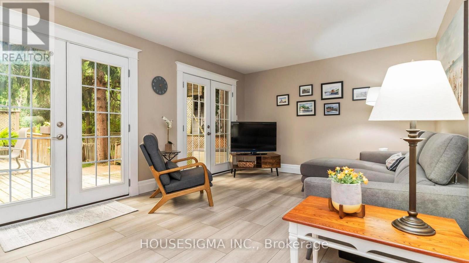 322 RIDOUT STREET S - 18