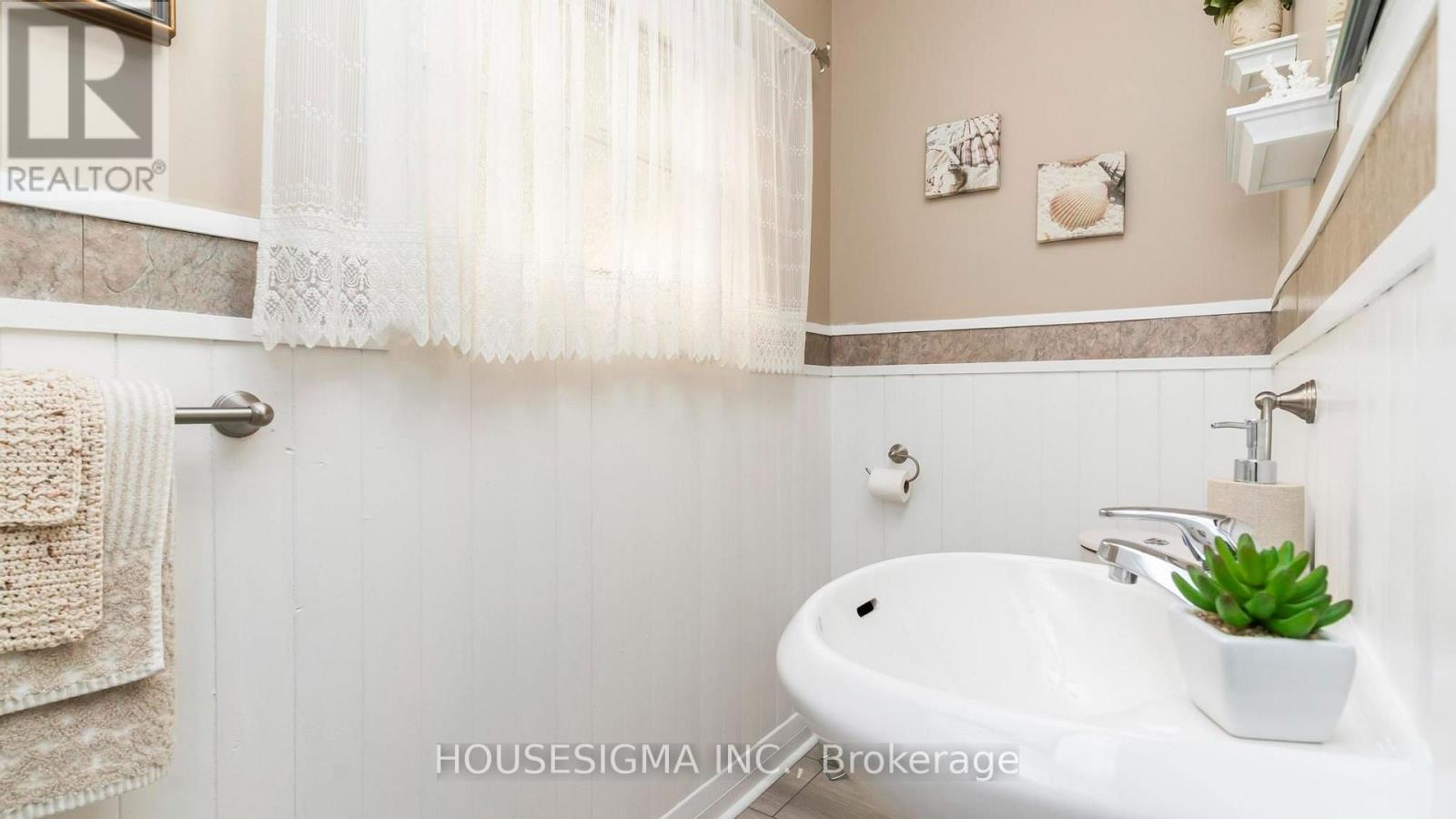 322 RIDOUT STREET S - 24
