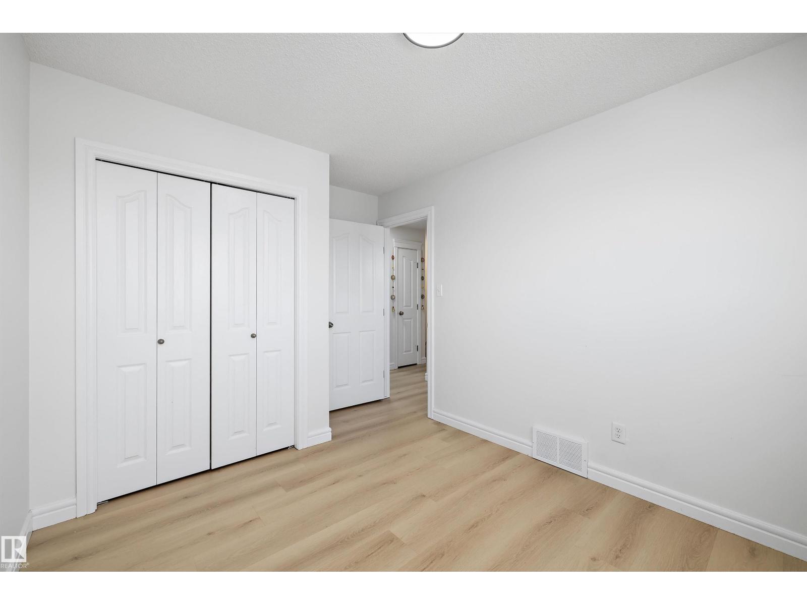 2803 12 ST NW - 34