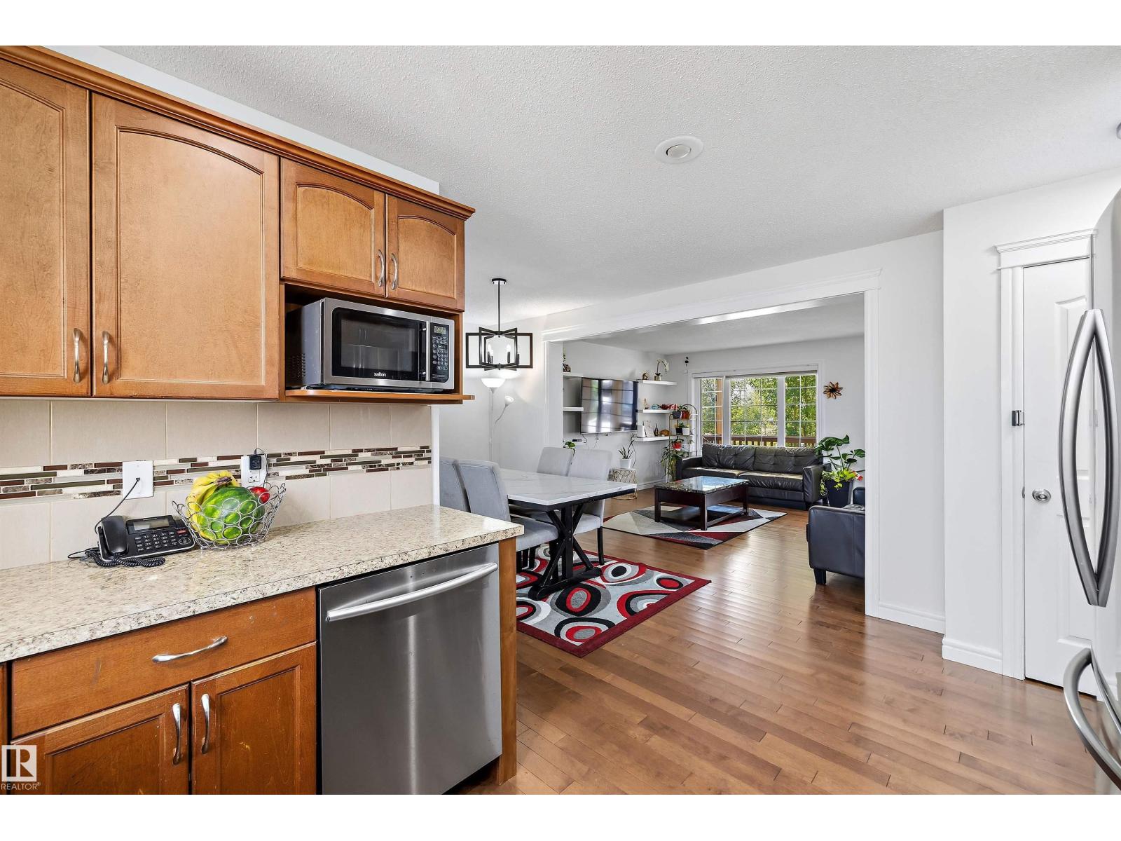 2803 12 ST NW - 16