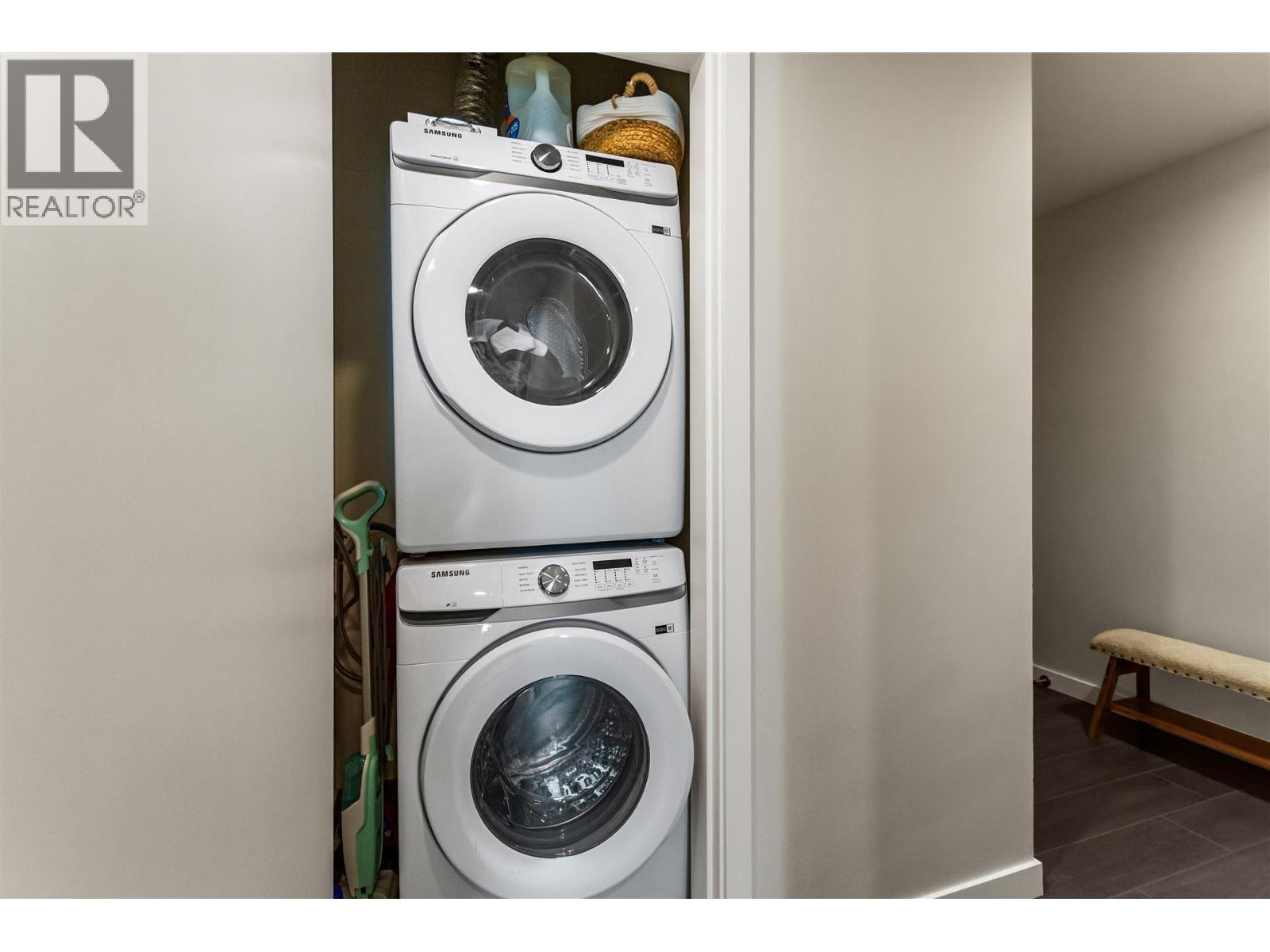 2 Bed, 2 Bath House for Sale in Burnaby – 3801 2186 GILMORE AVENUE, Burnaby – MLS# R3138335 - Image 14