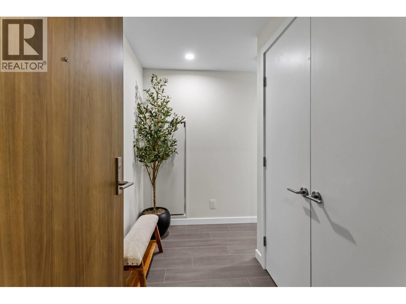 2 Bed, 2 Bath House for Sale in Burnaby – 3801 2186 GILMORE AVENUE, Burnaby – MLS# R3138335 - Image 16