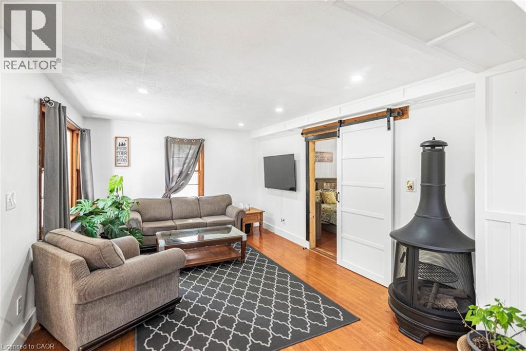 32 GRANT Street - 10