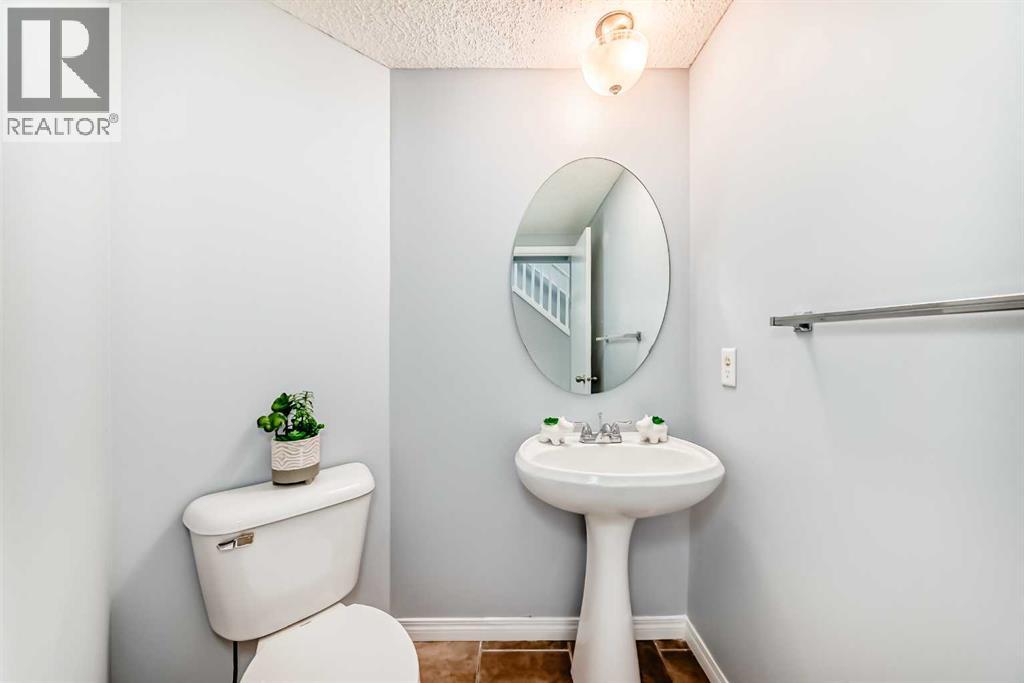 142 AUBURN BAY Heights SE - 23