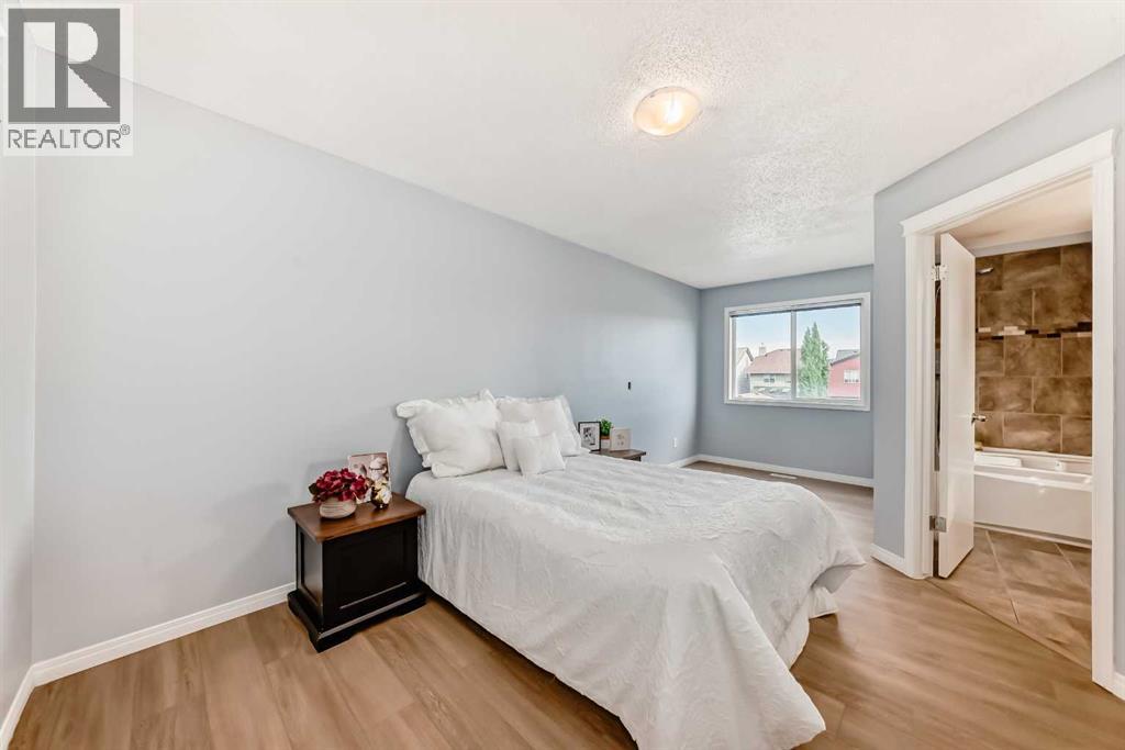 142 AUBURN BAY Heights SE - 26