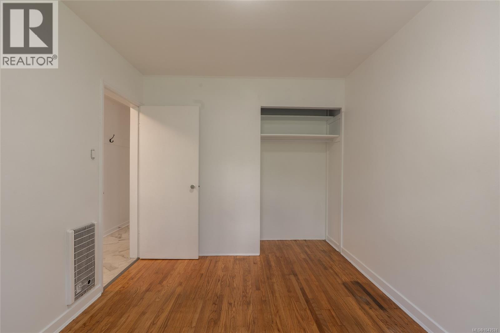 2442/2462 Eastdowne Rd - 34