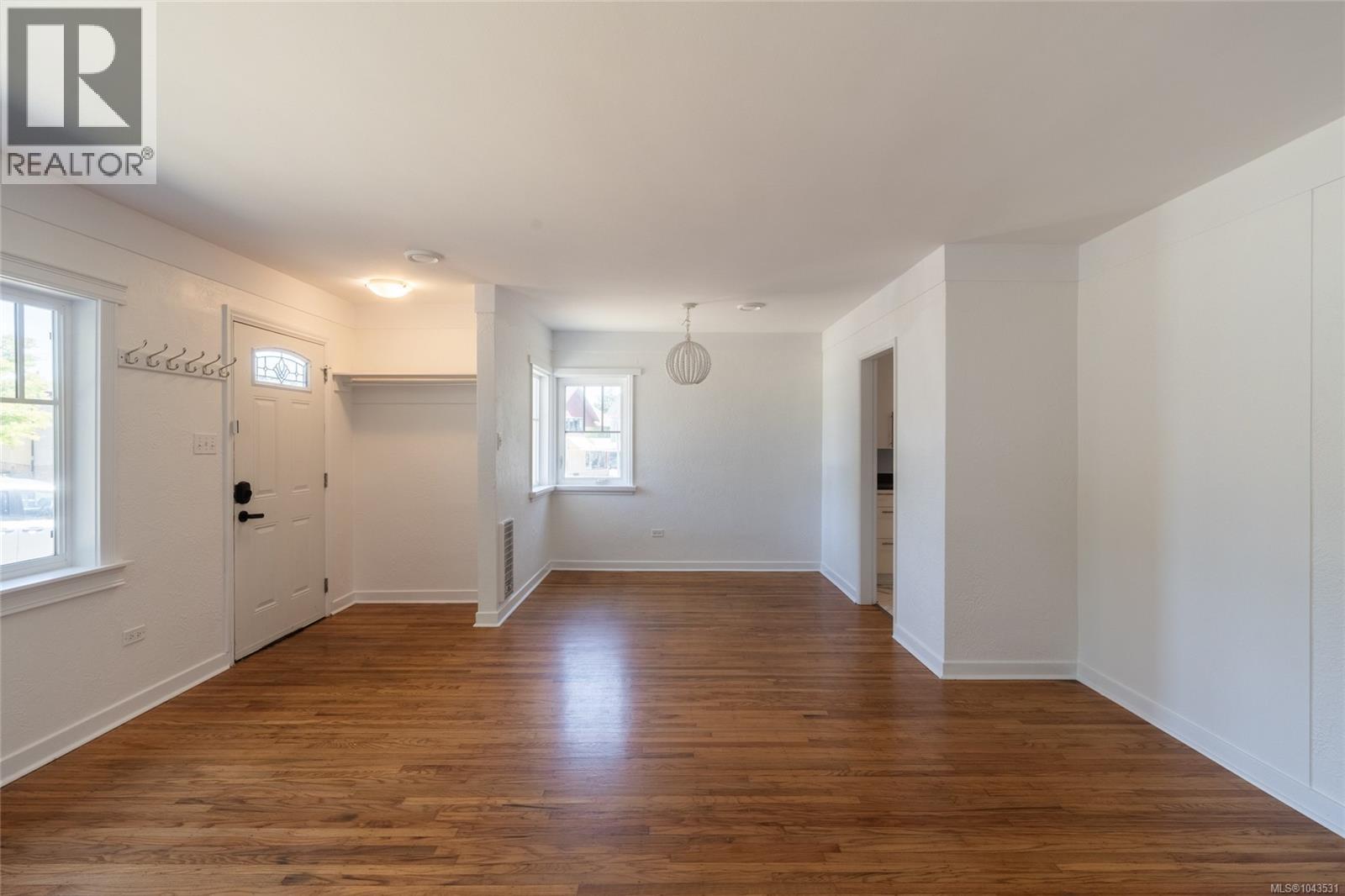 2442/2462 Eastdowne Rd - 7