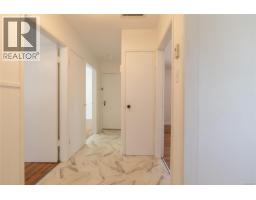 2442/2462 Eastdowne Rd, Oak Bay, BC V8R5P8 Photo 13
