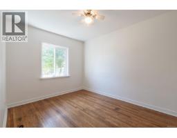 2442/2462 Eastdowne Rd, Oak Bay, BC V8R5P8 Photo 16