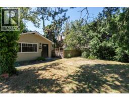 2442/2462 Eastdowne Rd, Oak Bay, BC V8R5P8 Photo 23