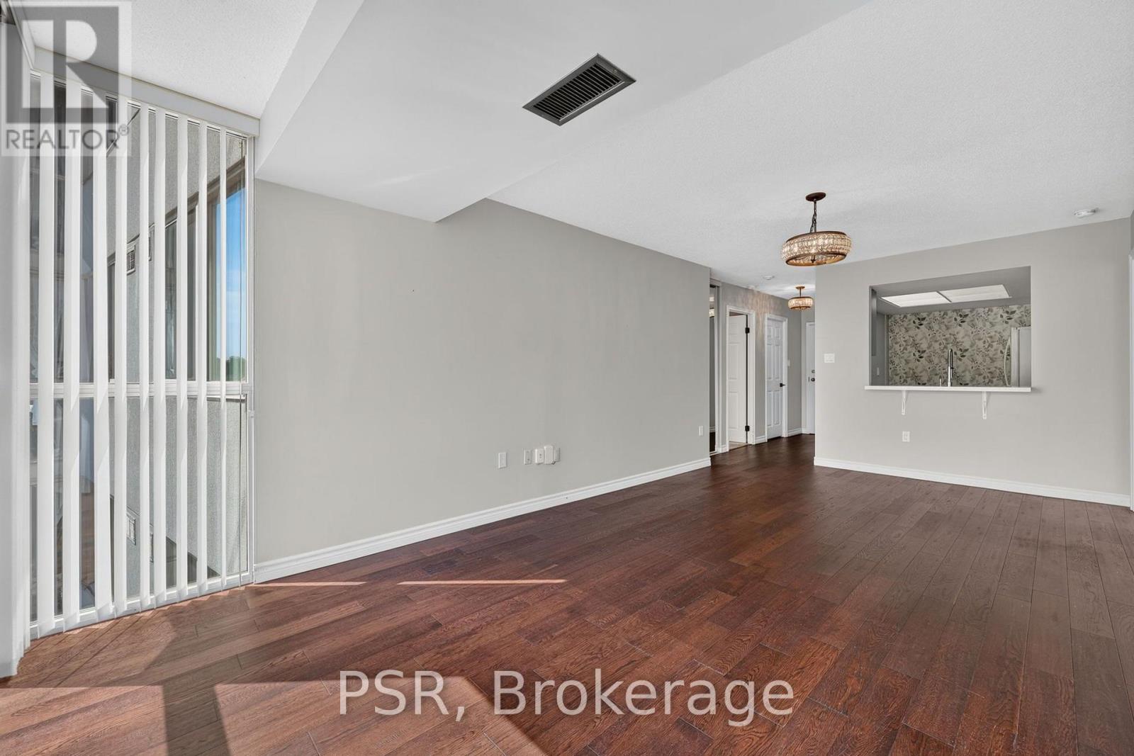 #806 270 DAVIS DRIVE - 13