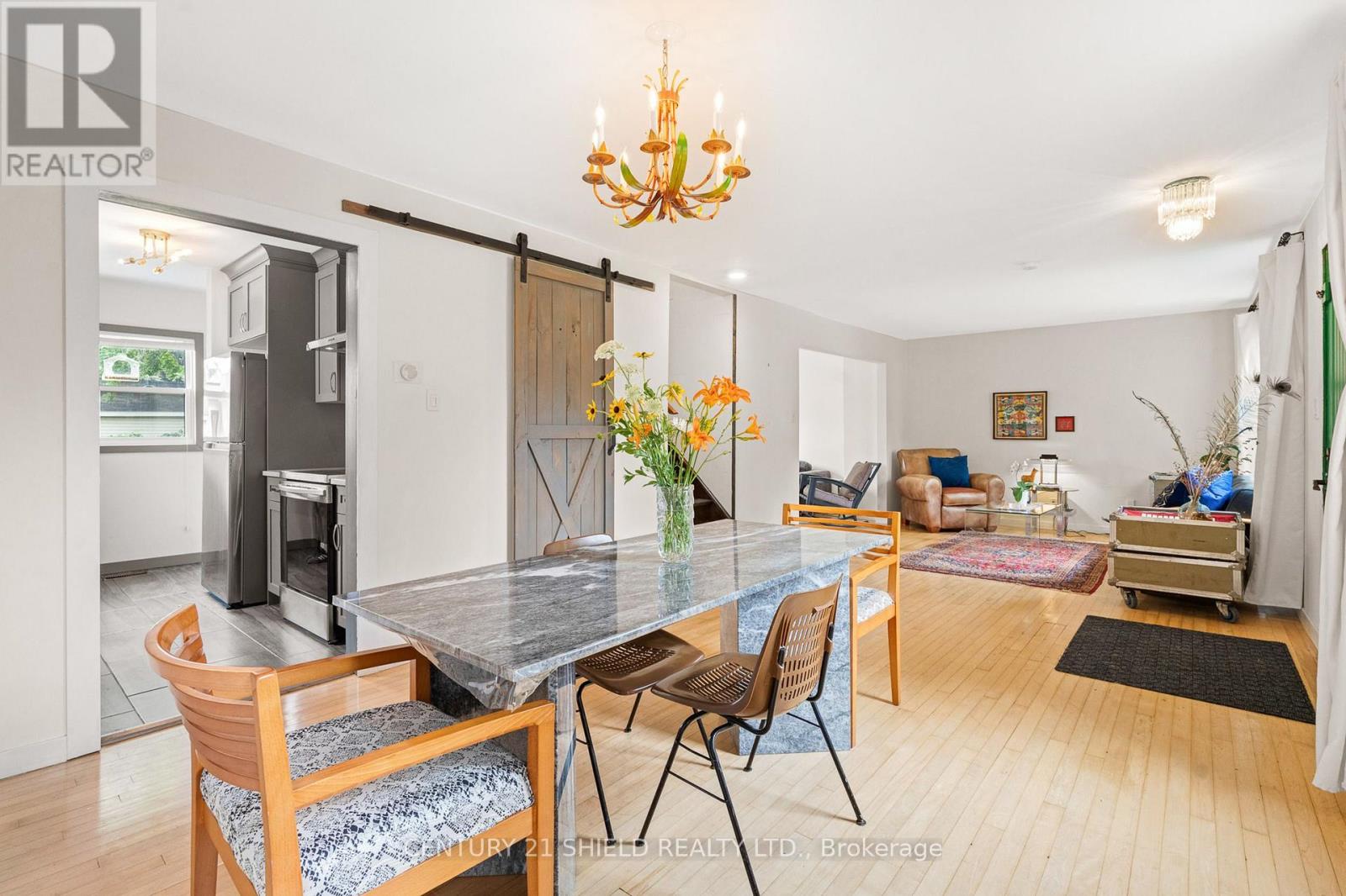 1019 OSBORNE AVENUE - 15