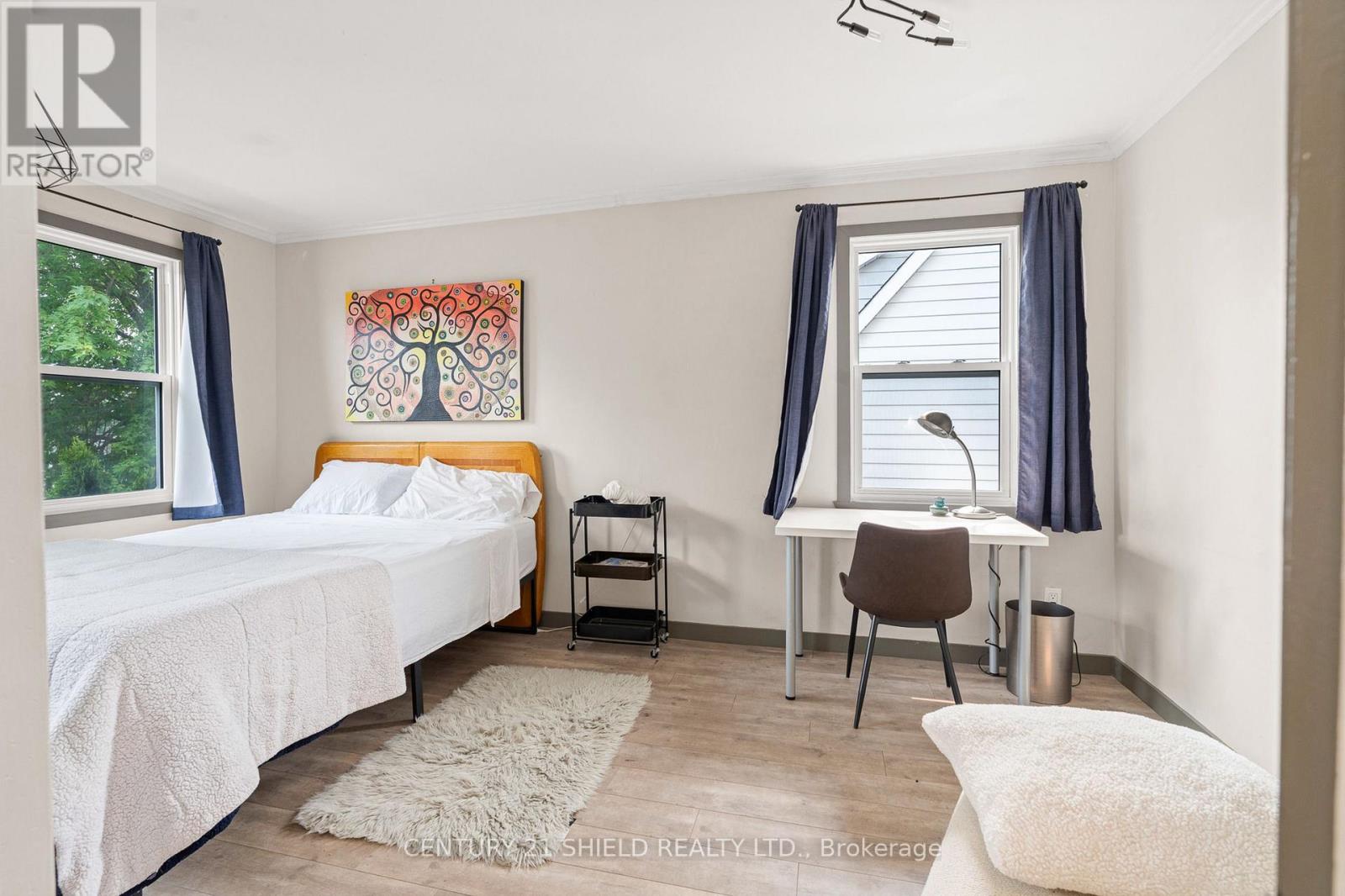 1019 OSBORNE AVENUE - 25
