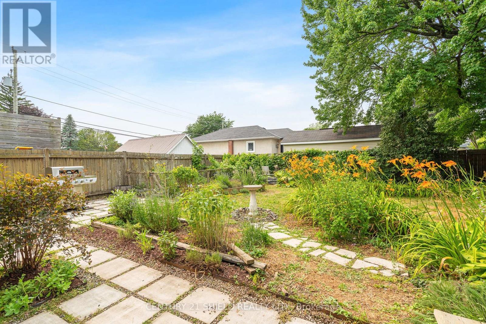 1019 OSBORNE AVENUE - 5