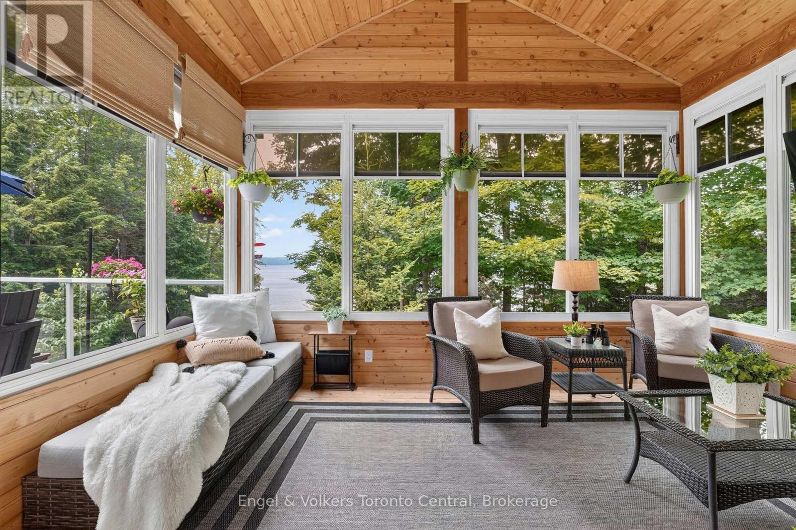 1076 HEALEY LAKE ROAD - Image 18