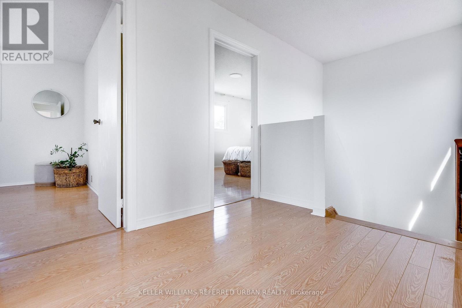 554 MCLEVIN AVENUE - 24