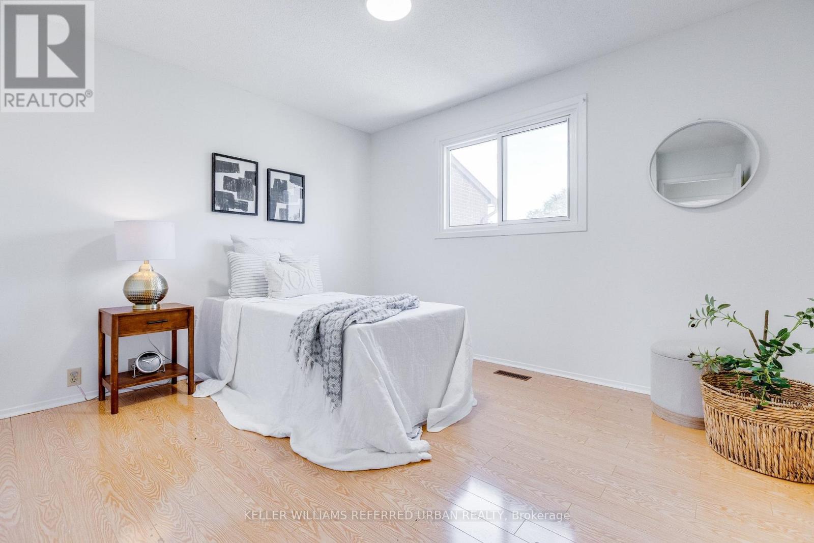 554 MCLEVIN AVENUE - Image 30
