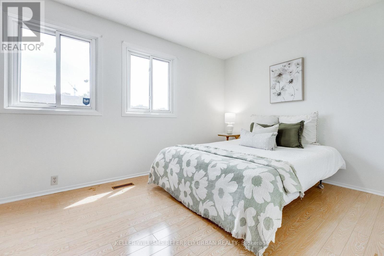 554 MCLEVIN AVENUE - Image 35