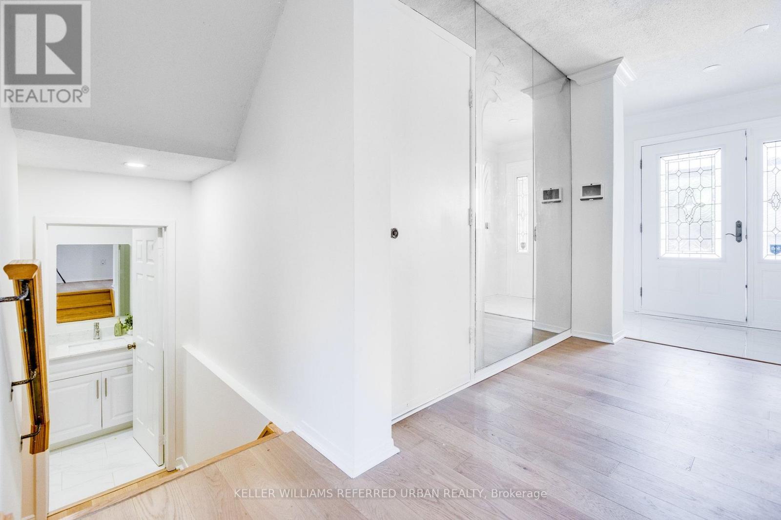 554 MCLEVIN AVENUE - 38