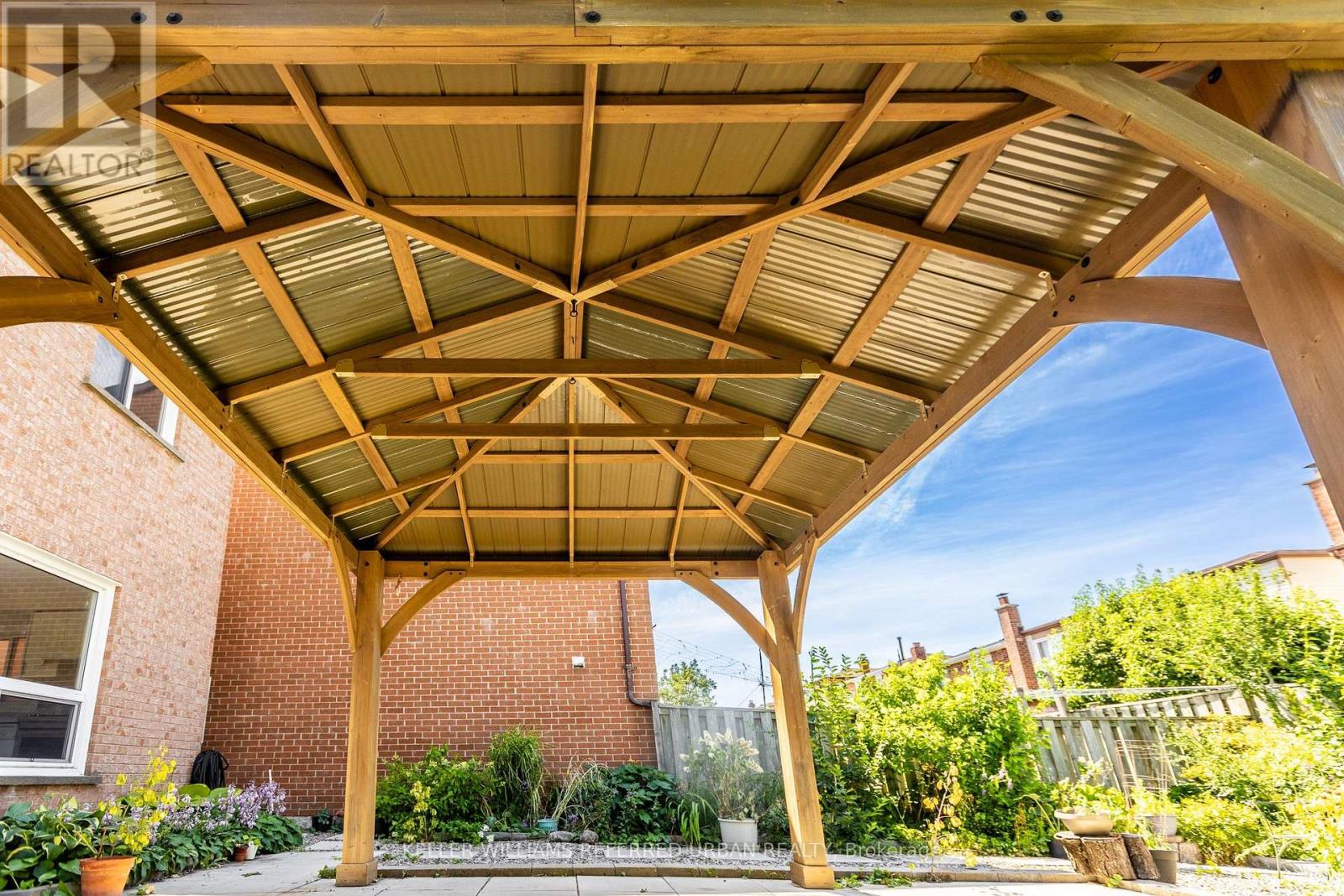 554 MCLEVIN AVENUE - 50