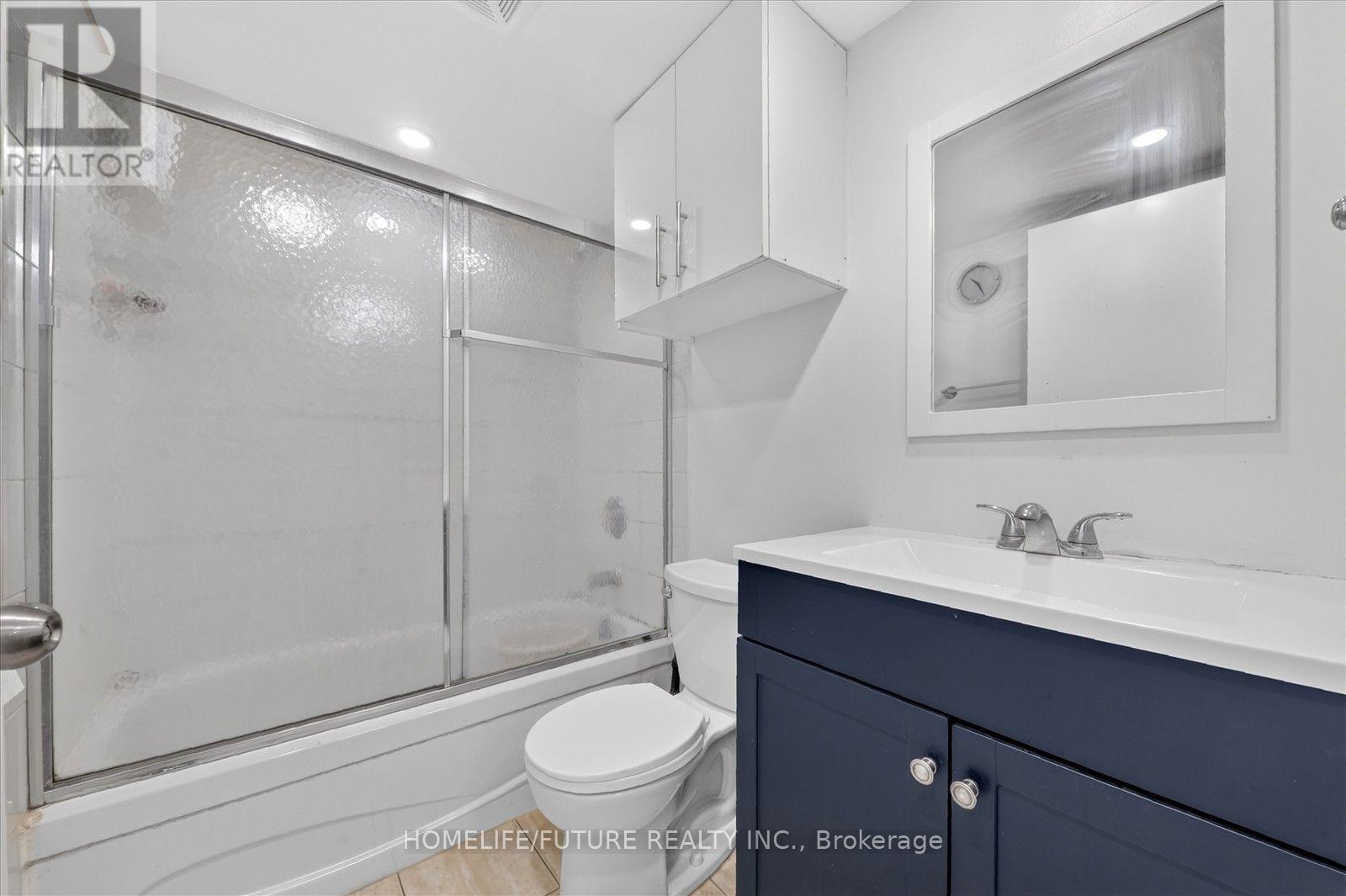 #708 2460 EGLINTON AVENUE E - 20
