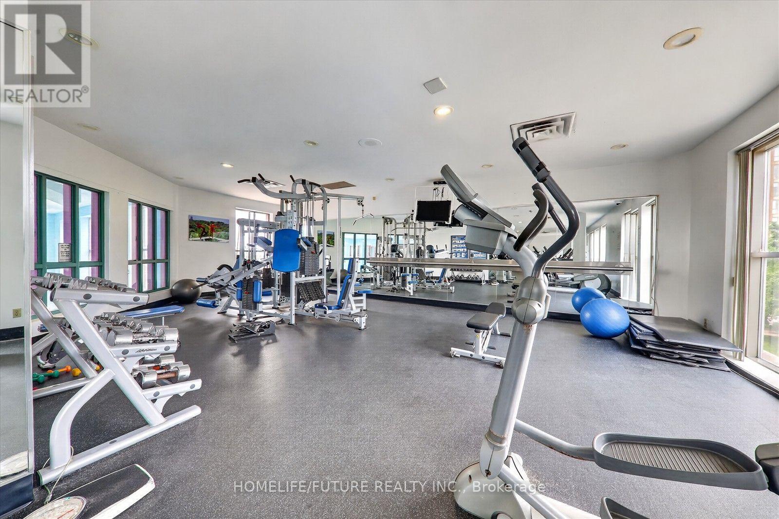 #708 2460 EGLINTON AVENUE E - 25