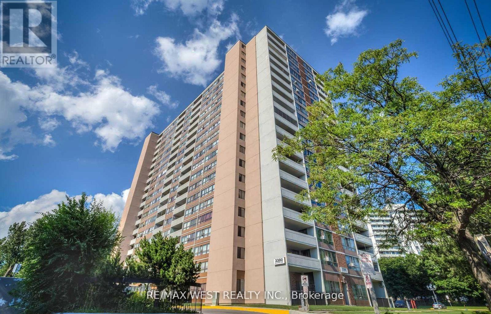 #801 3380 EGLINTON AVENUE E - 1