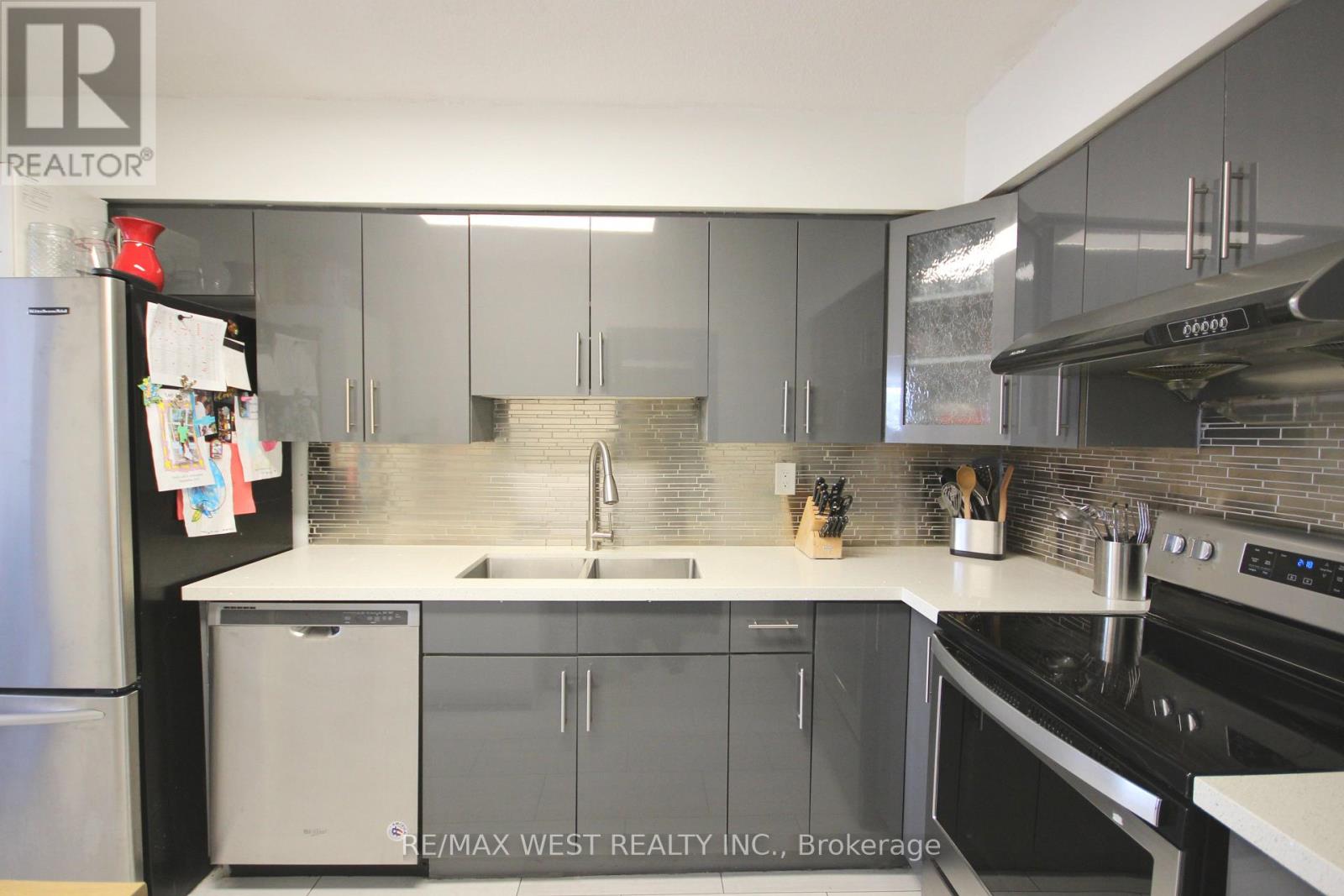#801 3380 EGLINTON AVENUE E - 5