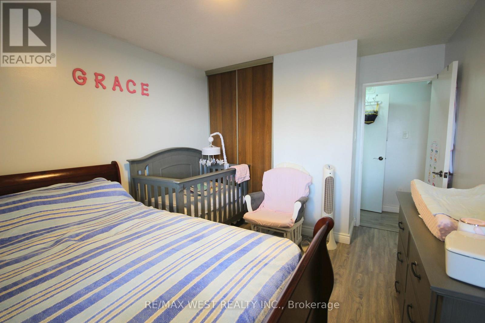 #801 3380 EGLINTON AVENUE E - 9