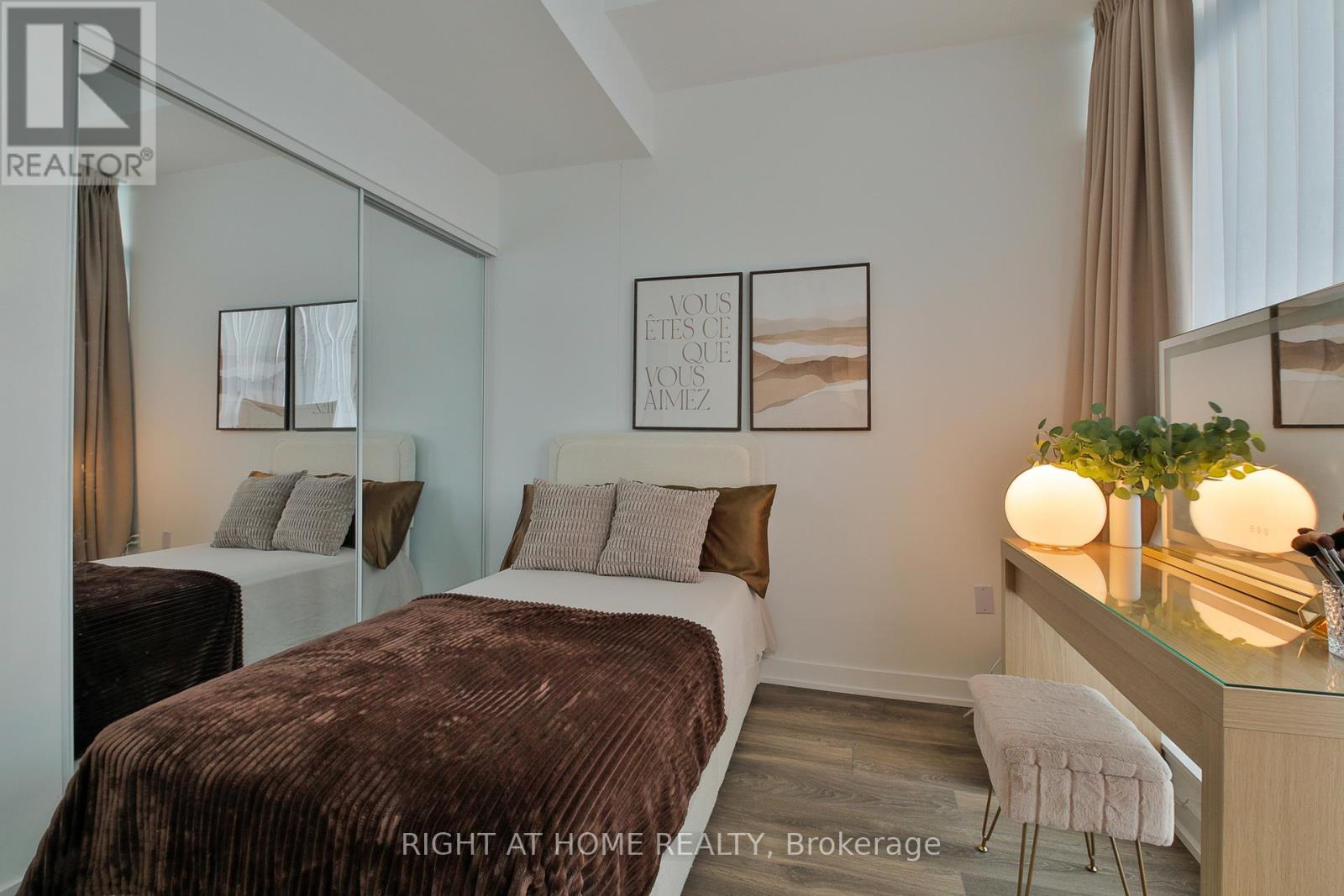 #428 1612 CHARLES STREET - Image 24