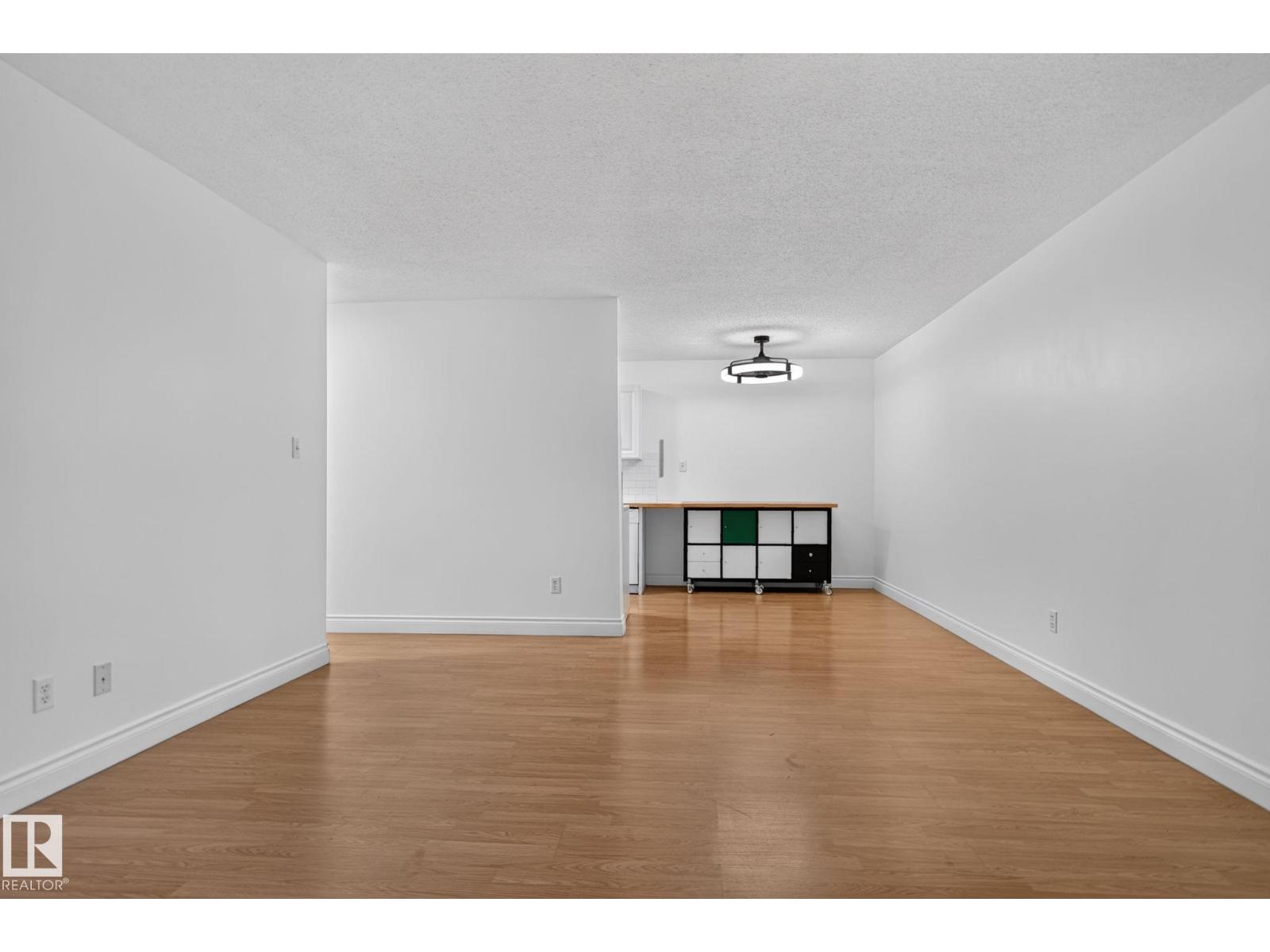 #108 10520 80 AV NW - 12