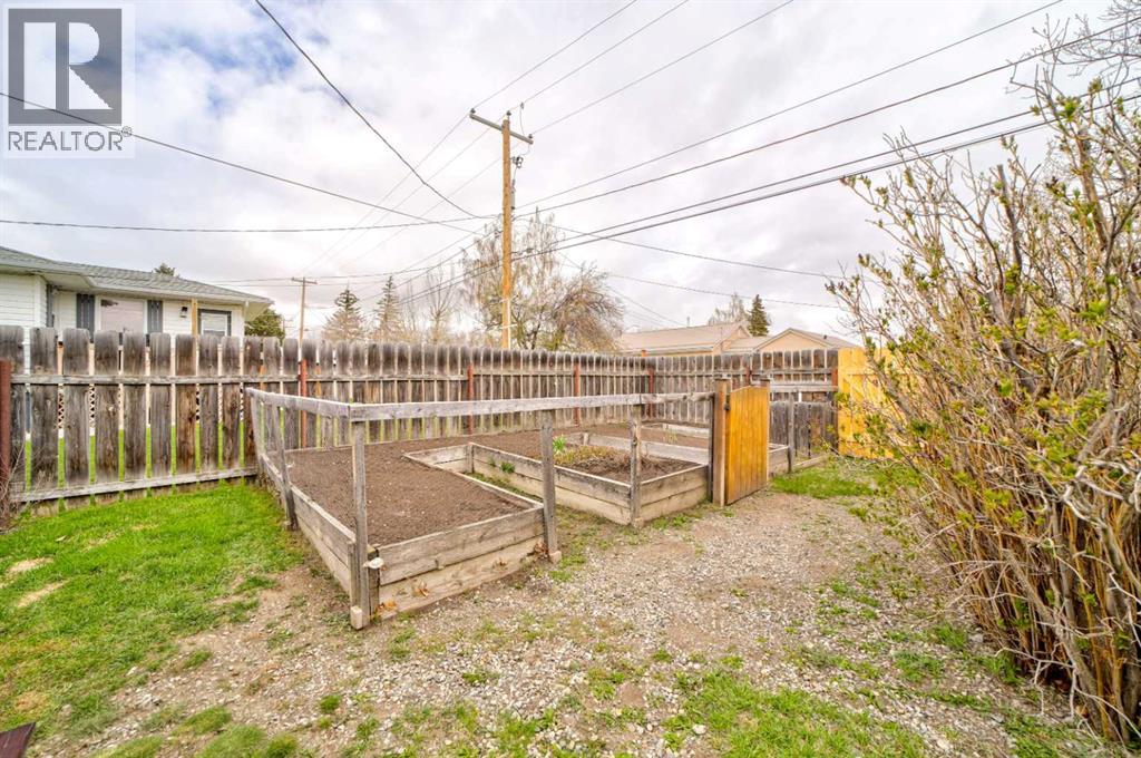 935 Kettles Street - 25