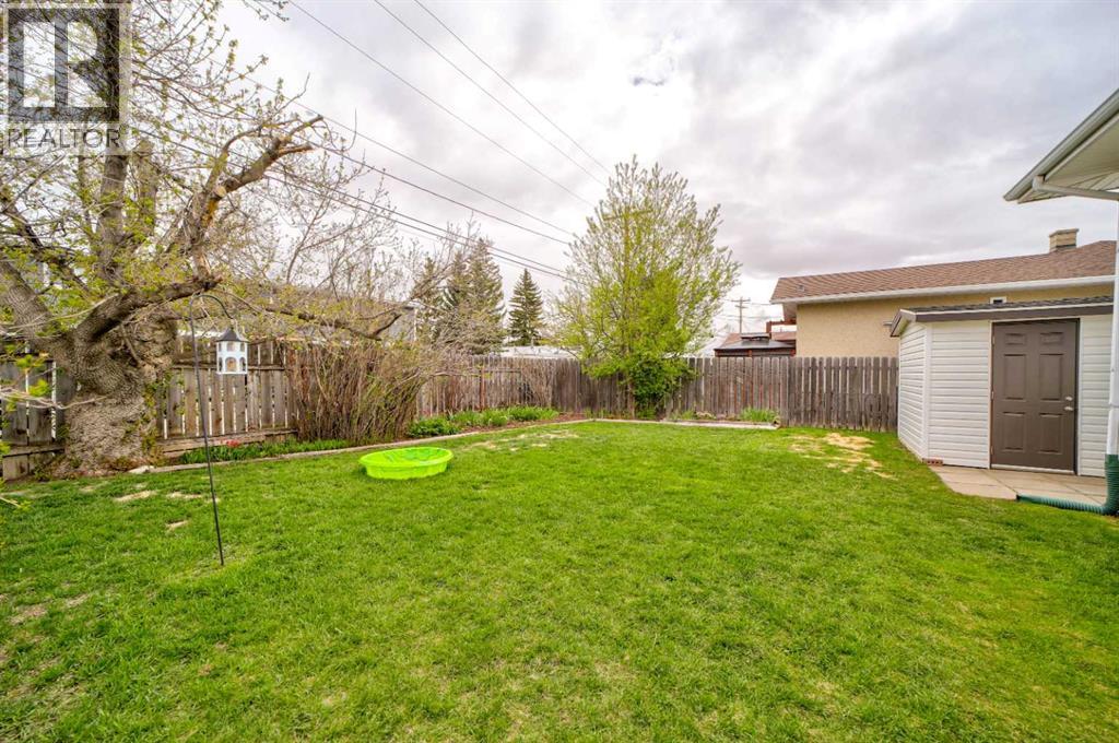 935 Kettles Street - 26