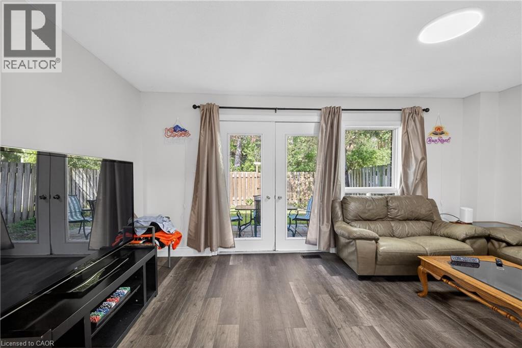 137 DOVERCLIFFE Road - 9