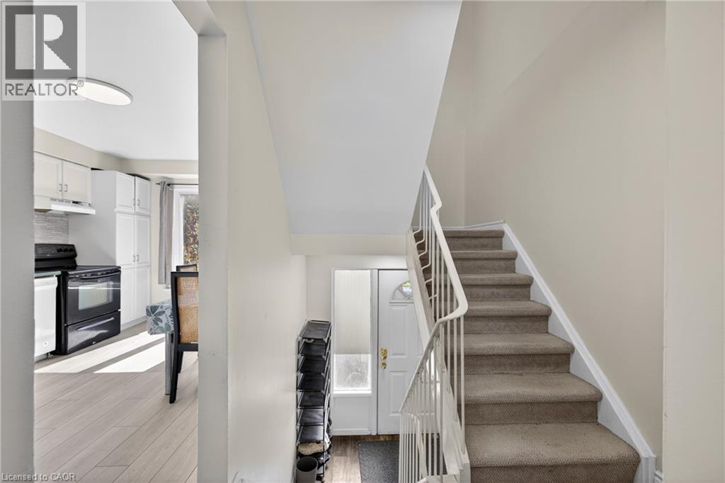 137 DOVERCLIFFE Road - 10