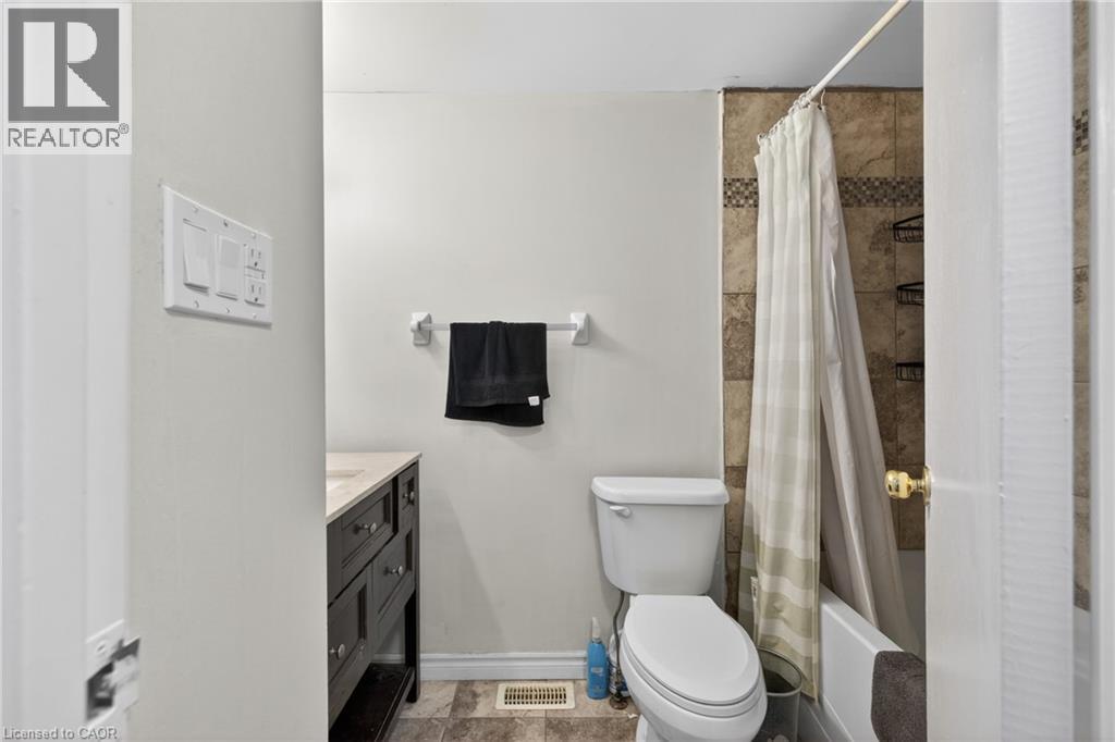 137 DOVERCLIFFE Road - 21
