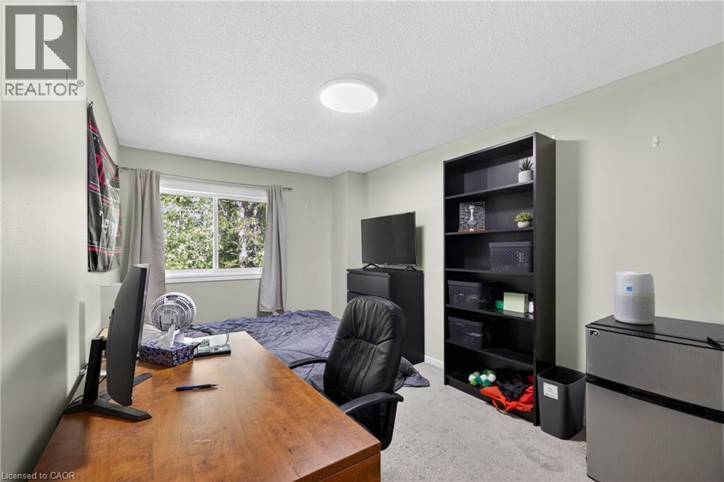 137 DOVERCLIFFE Road - 23