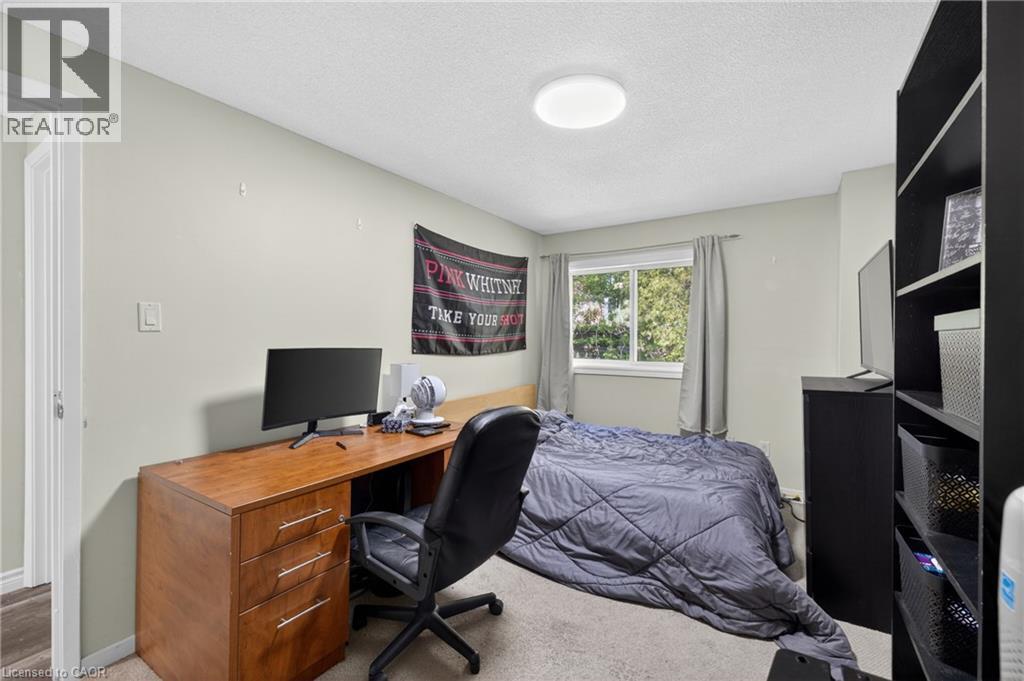 137 DOVERCLIFFE Road - 24