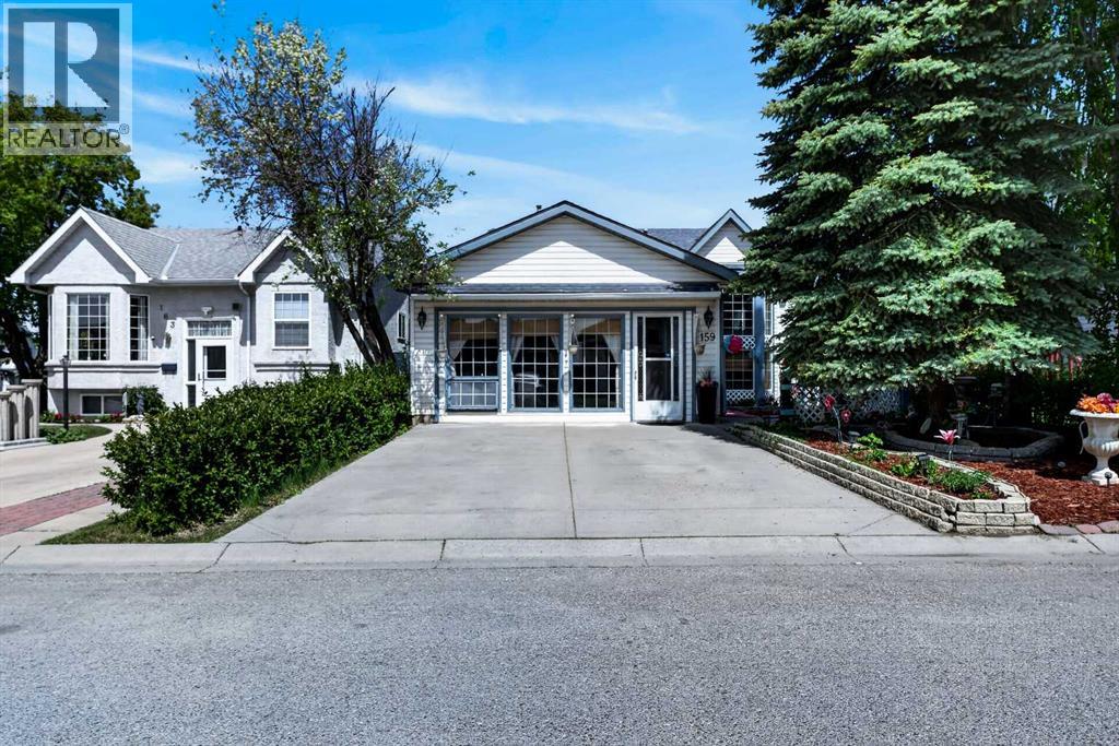 159 Fresno Place NE - 1
