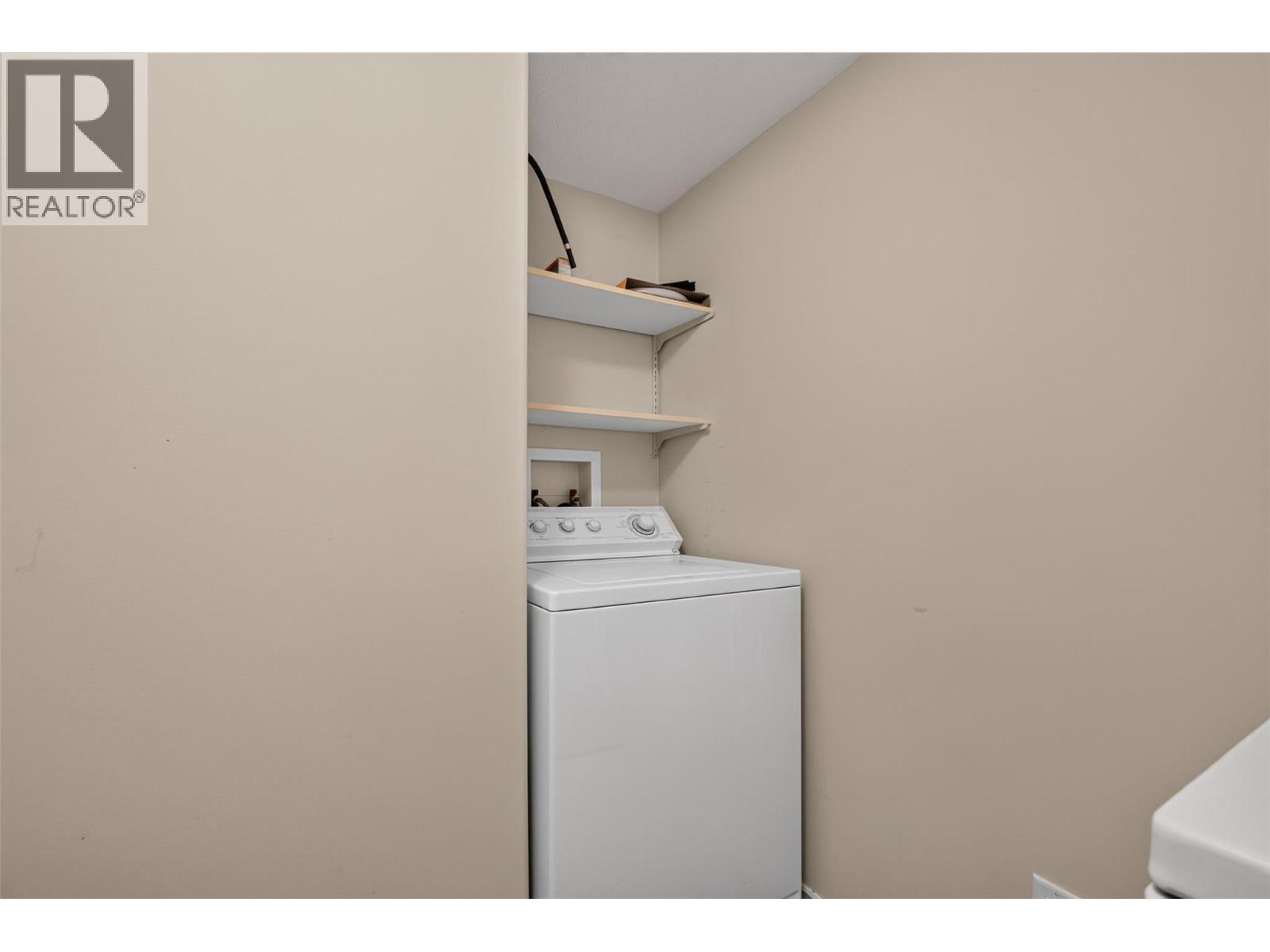 602 Glenmeadows Road - 41