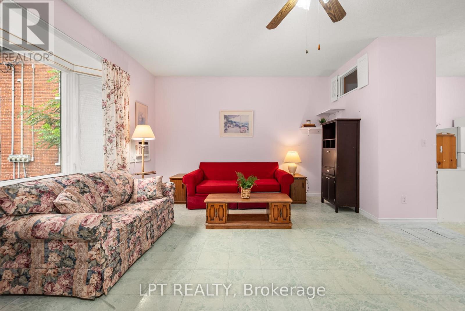 24 ANN STREET N - Image 19