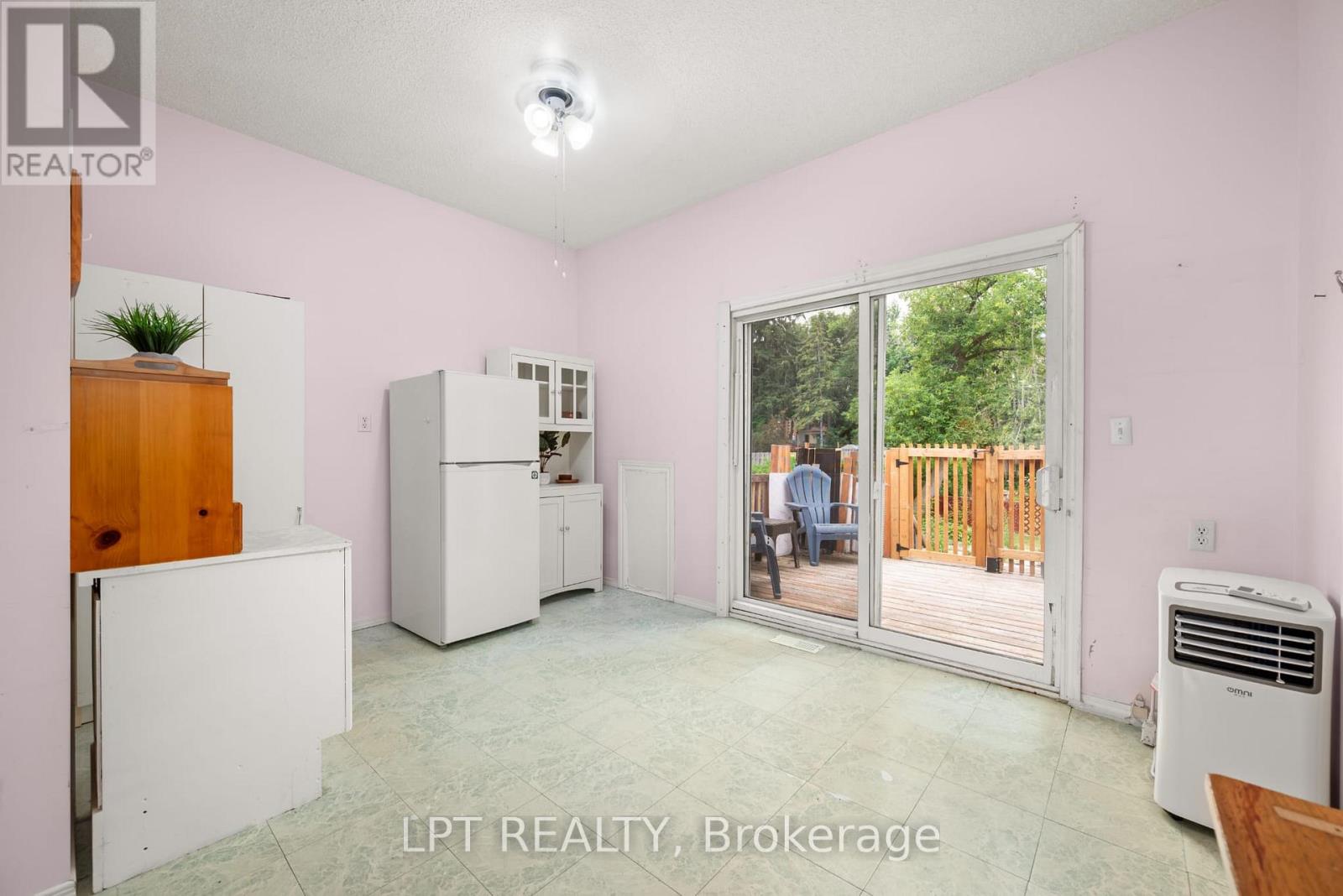 24 ANN STREET N - Image 23