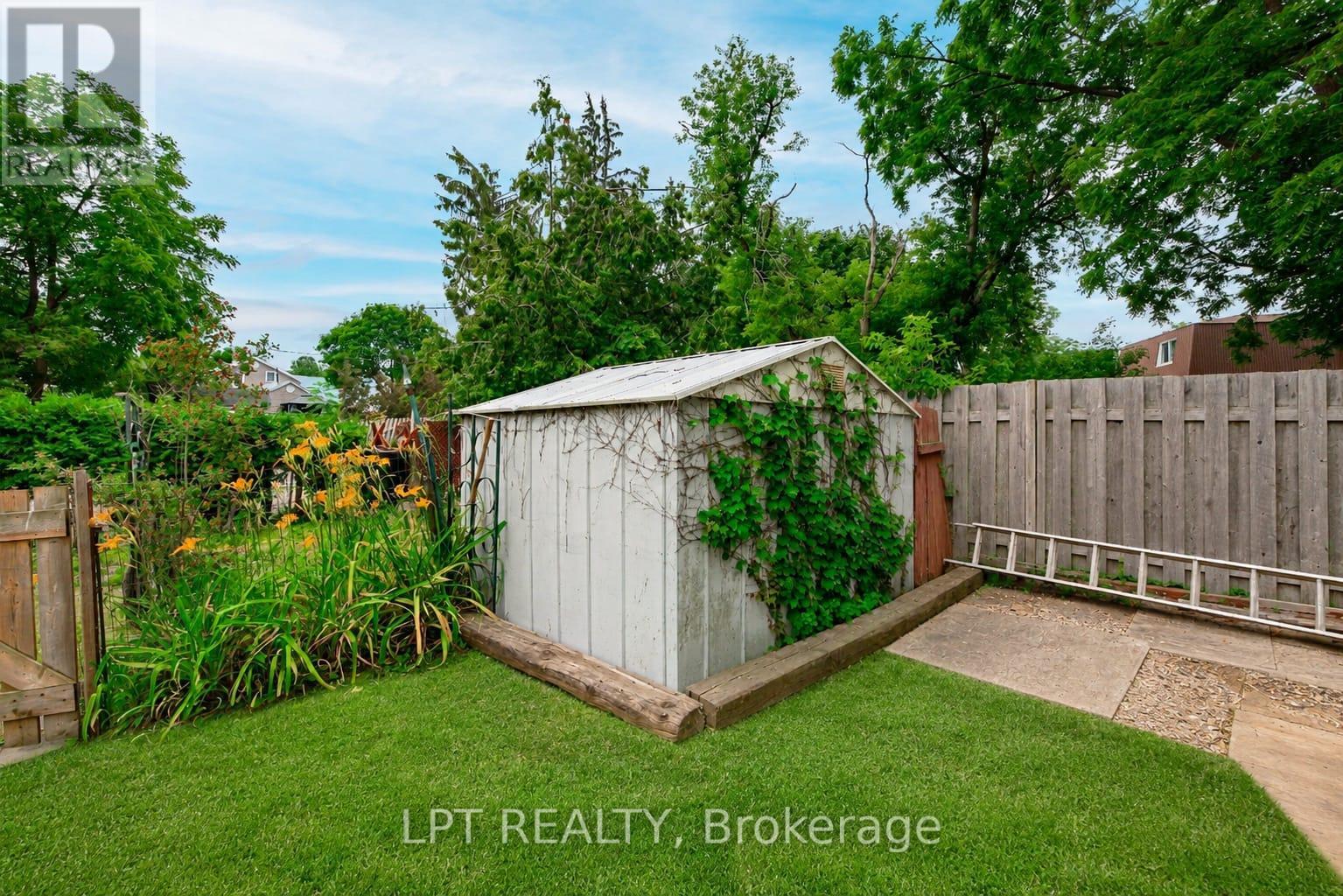 24 ANN STREET N - Image 29