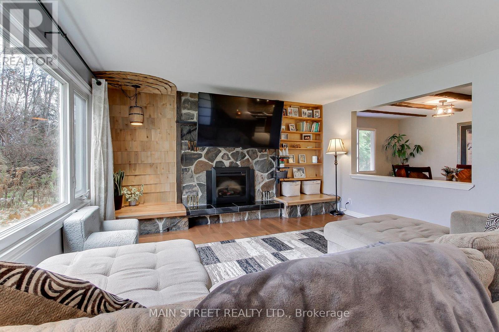 1021 GOSHEN ROAD - 11